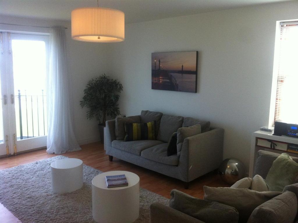 Oceans 12 Apartment Whitby Room photo
